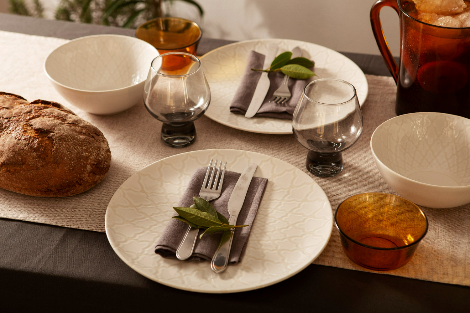 restaurant tableware